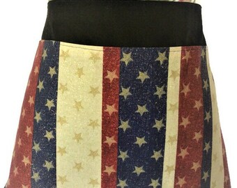 Delantal con estrellas y rayas patrióticas, delantal con bandera de EE. UU., delantal de camarera, delantal de camarero, delantal con tres bolsillos grandes y bandera estadounidense, delantal de cintura con tres bolsillos.