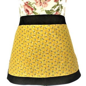 Waitress BUSY BUMBLEBEE  Apron With Matching Face Mask, Server Apron, Handmade Waiter Aprons With  Three large Pockets