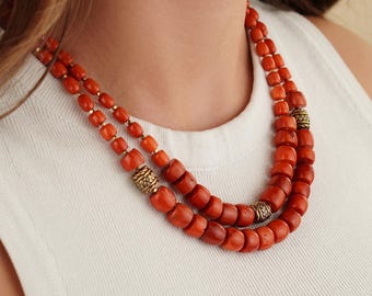 Levendige roodoranje koraalketting, traditionele Oekraïense Namysto-ketting, Vyshyvanka-accessoire