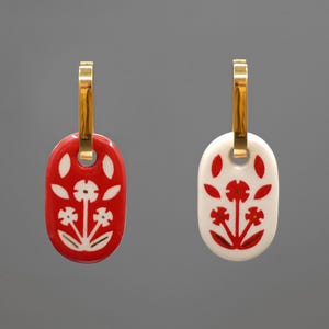 Orecchini rossi e bianchi affascinanti, eleganti orecchini in ceramica bifacciali, gioielli ucraini, orecchini con motivo floreale, regalo perfetto per lei
