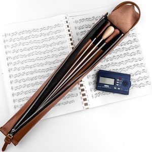 Gepersonaliseerd etui voor dirigentstokjes, gepersonaliseerd cadeau voor dirigenten, premium etui voor geleiders, leren etui voor dirigentstokjes