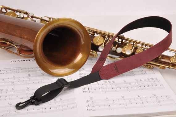 porte clef musique en bois : porte clef coeur et saxophone, cadeau  saxophoniste, fait main