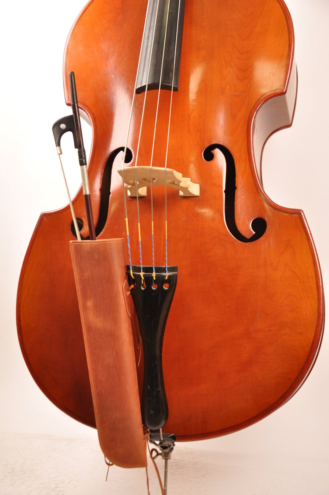 Bass Bow Quiver, Genuine Leather Bow Quiver by MG Leather Work, Bass