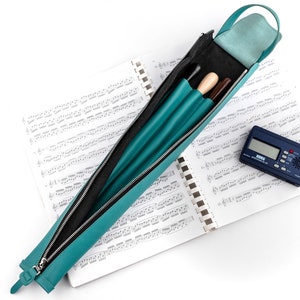 Skórzany futerał na pałkę dyrygencką: Spersonalizowany prezent muzyczny