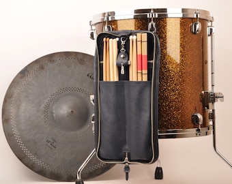 Bolsa de cuero para baquetas hecha a mano: regalo para bateristas, llavero para batería