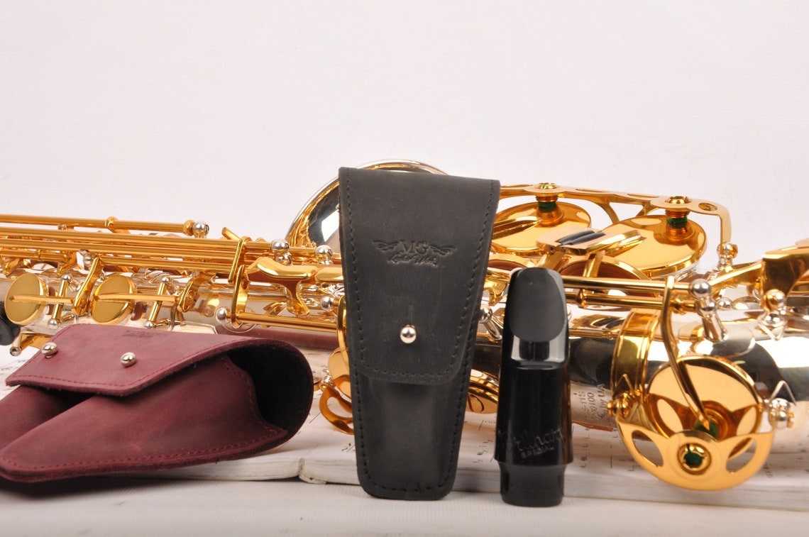 Sangle de cou de saxophone pour soprano, alto, sax ténor, cadeau  personnalisé pour saxophoniste, sangle de sax en cuir véritable par MG  Leather Work -  France