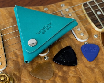 Portapúas de guitarra de cuero personalizado: regalo hecho a mano para músicos