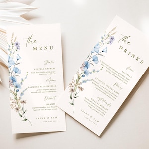 Menú de boda floral azul claro Plantilla de menú de boda y bebidas en azul empolvado Plantilla de Canva con flores silvestres Plantilla de menú de boda Floral azul
