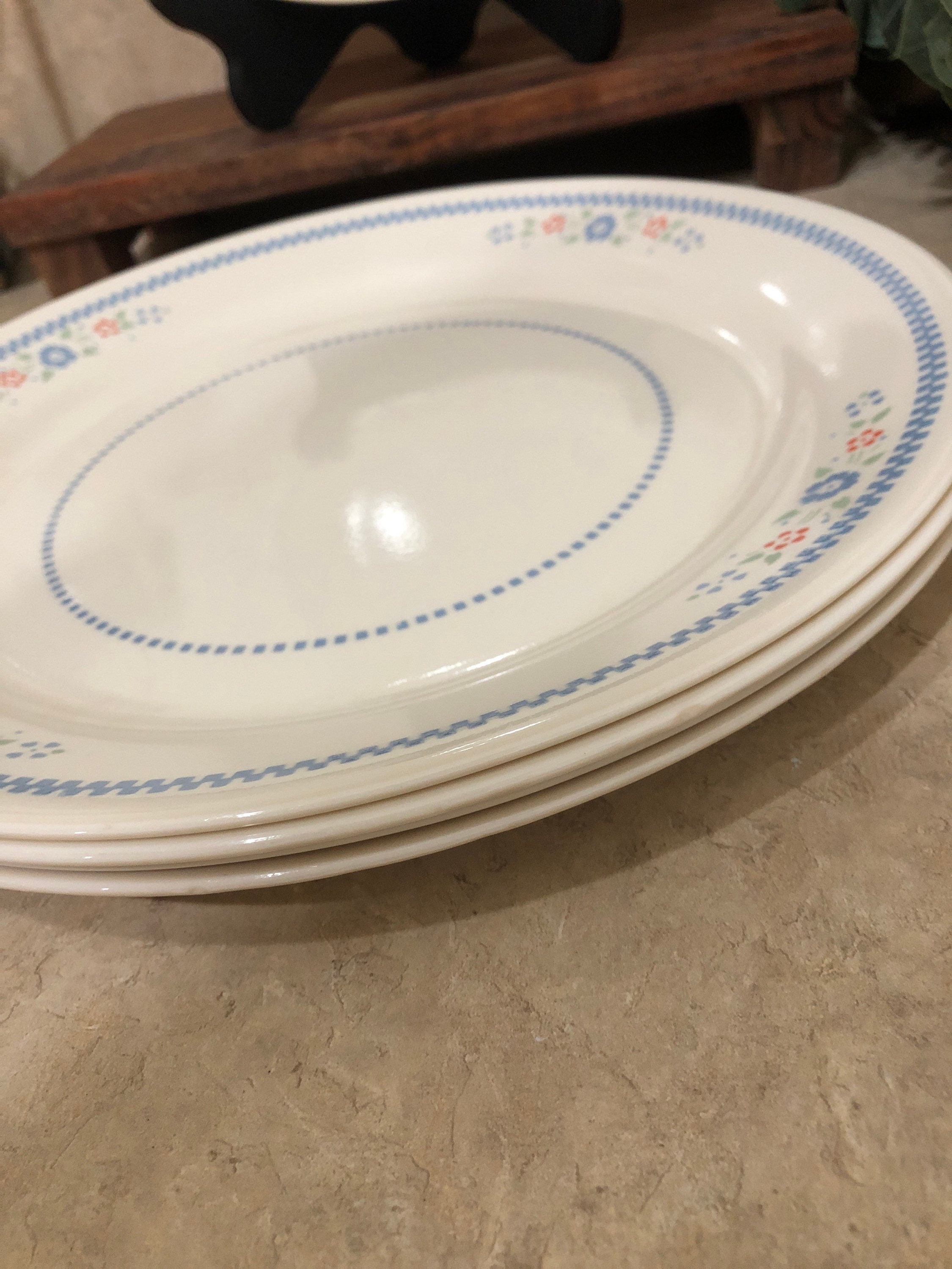 Corelle Dinnerware Vintage 1980s Needlepoint 20 piece Set Etsy