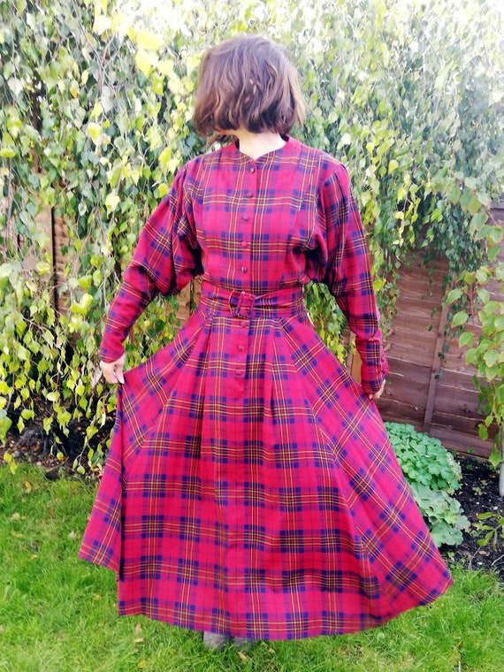 Vintage 1980s Droopy & Brown sensational red plaid