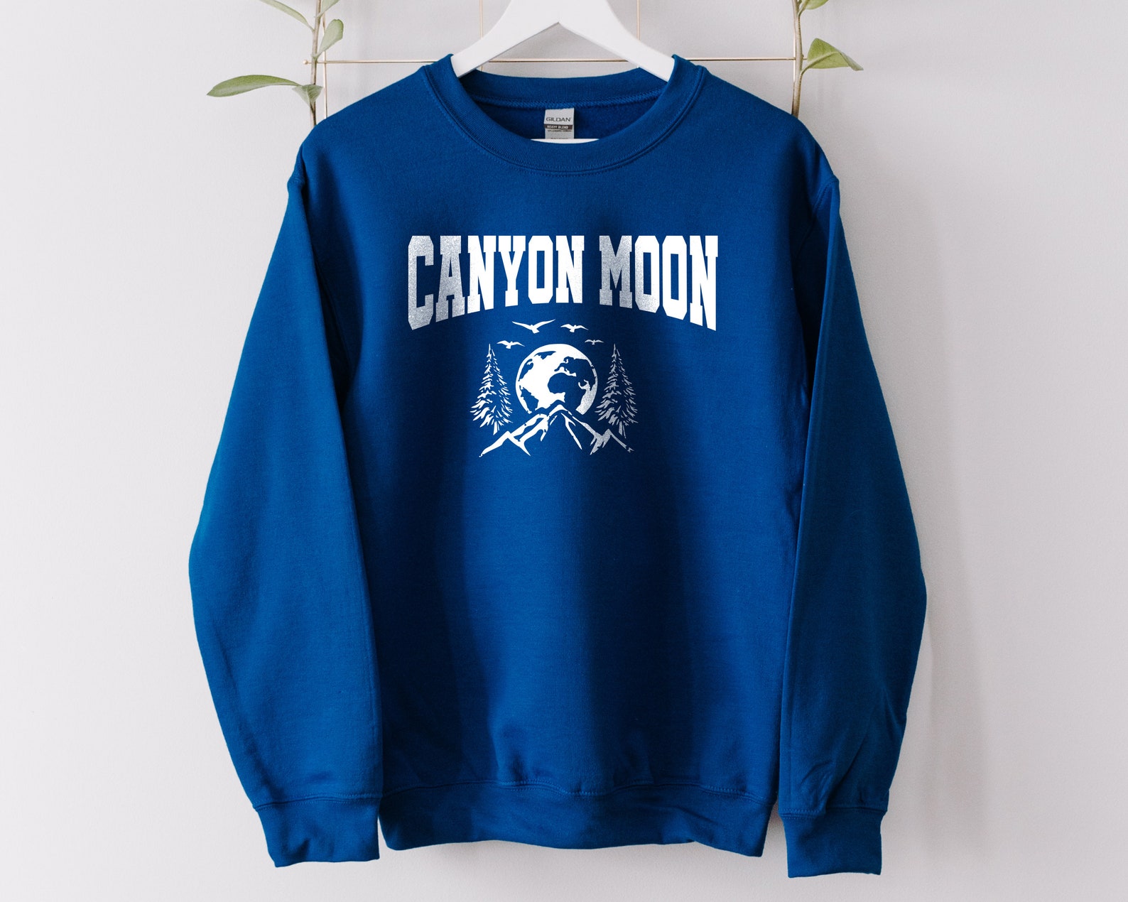 The canyon moon sweatshirt Clearance
