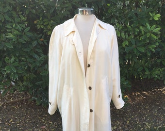 Ivory pure silk tailored overcoat / size eu 42-uk 14-us 10