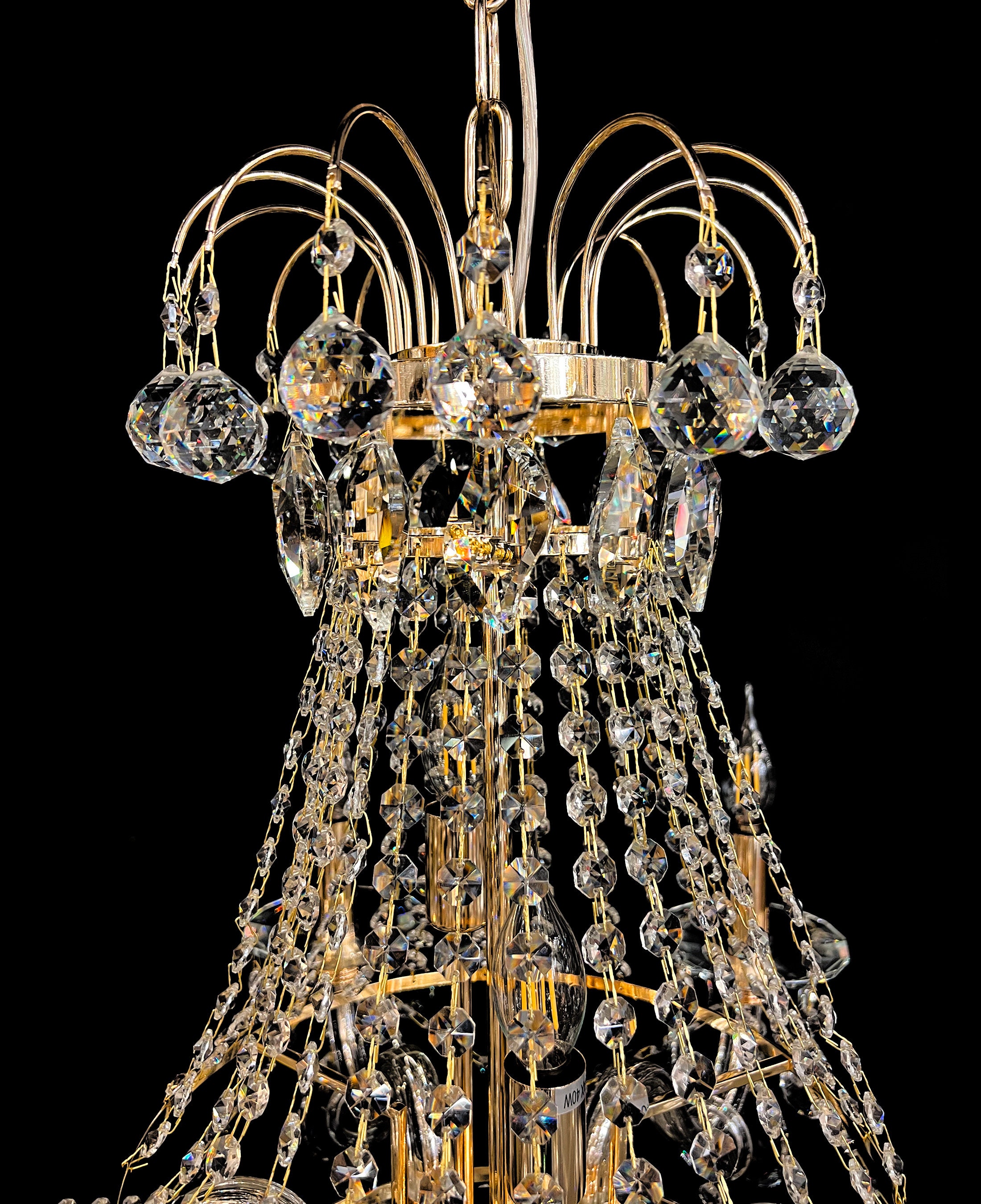 Pecaso chandelier 2024