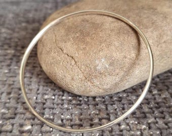Handmade Plain Sterling Silver Bangle | D-Shape Court Design