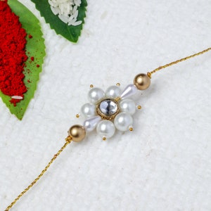 Rakhi, Rakhi para irmão, Pearl Rakhi para irmão, pulseira Rakhi, presente Rakhi, Rakhi para Bhai, Rakhi indiano, rakhi dori, Rakhri, Kids Rakhi