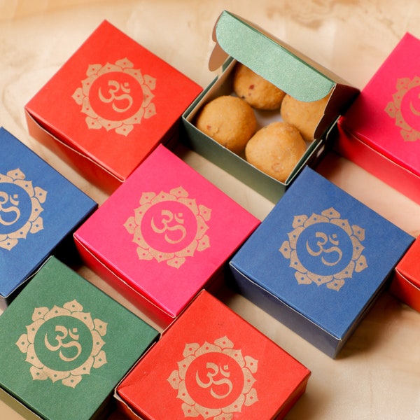 Colorful Indian sweet box, Indian wedding return gift boxes, Mithai box for Diwali, Pooja favors, Nikah favors, Bulk empty laddoo box