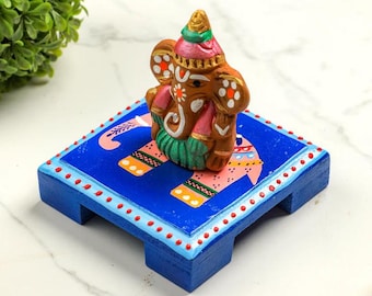 Chowki, pooja chowki pintado a mano, chowki para pooja, mesa puja Taburete Puja para Dios, decoración Pooja Mandir, bajot, pooja peeta, soporte pooja