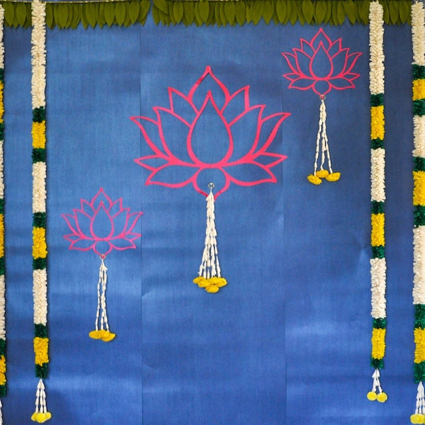 Découpes de lotus roses et rouges pour la décoration de porte d'entrée, le rituel de Varalakshmi Vratam (mariage, puja, pendaison de crémaillère) | Découpes en papier faites à la main