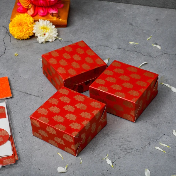 8 Red Lotus Mithai box Indian sweet box, Indian wedding favor, Paper Mithai box for Diwali, Pooja favor, Nikah favor, Bulk empty ladoo box