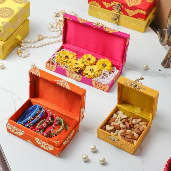 Handmade Indian Gift box, Fabric Brocade box for Indian Wedding Favor, Diwali gift box, Mithai box, Bangles Jewelry Box, Sweet Box,Nikah box