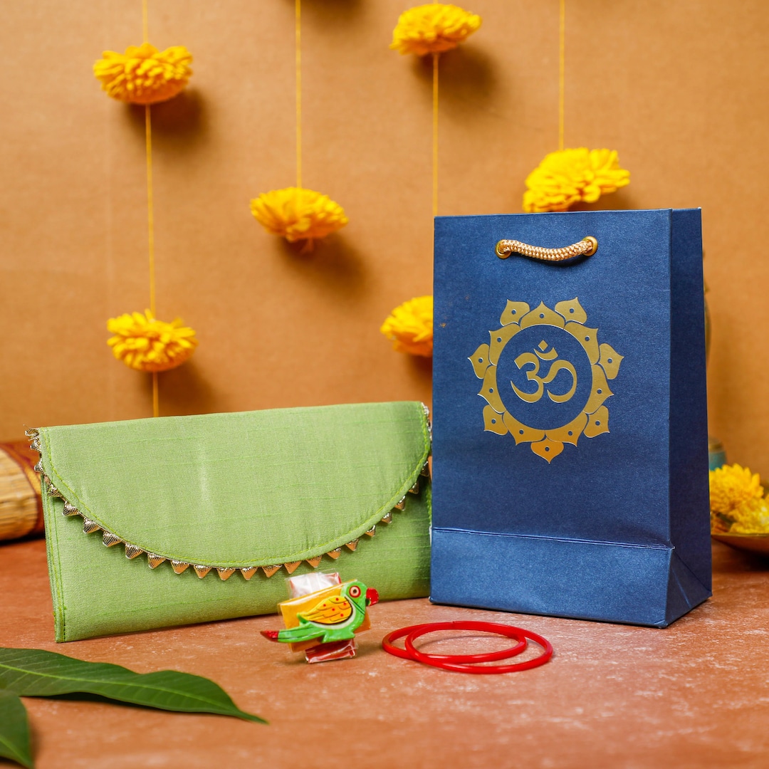 varalakshmi-pooja-return-gift-varalakshmi-vratam-vayanam-thambulam