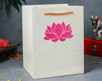 Sacs cadeaux indiens Lotus, sacs cadeaux de retour, cadeau de retour indien, cadeau de mariage indien, sac cadeaux Diwali, cadeaux de retour Pooja, cadeau de pendaison de crémaillère