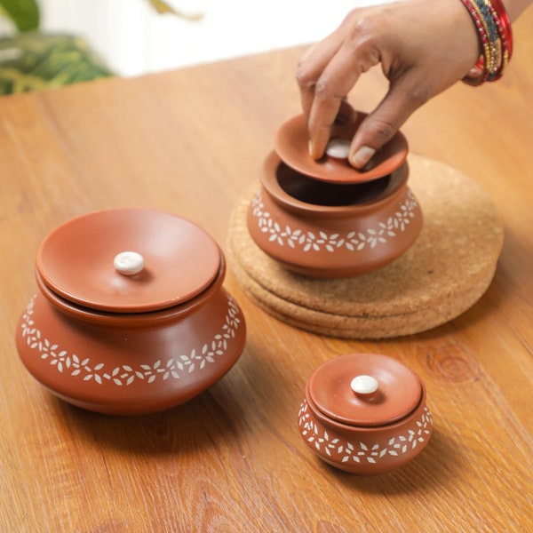 Ceramic Serving Bowl with Lid, Handmade Indian Pottery Handi, Curd Pot, Pooja Return Gift, Indian Housewarming return gift, Clay Earthen Pot