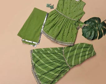 Kurta- und Sharara-Set, grünes Kinder-Gharara-Set, Mädchen-Kurta-Set, Kinderkleid, traditionelles Kinderkleid, Diwali-Kleid, Baumwoll-Lehenga für Mädchen