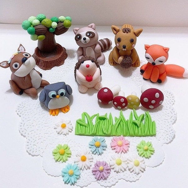 Fondant Woodland cake topper, Forest Animals cake topper, fox, deer, raccoon, owl,hedgehog,squirrel cake topper,tree stump cupcakes topper
