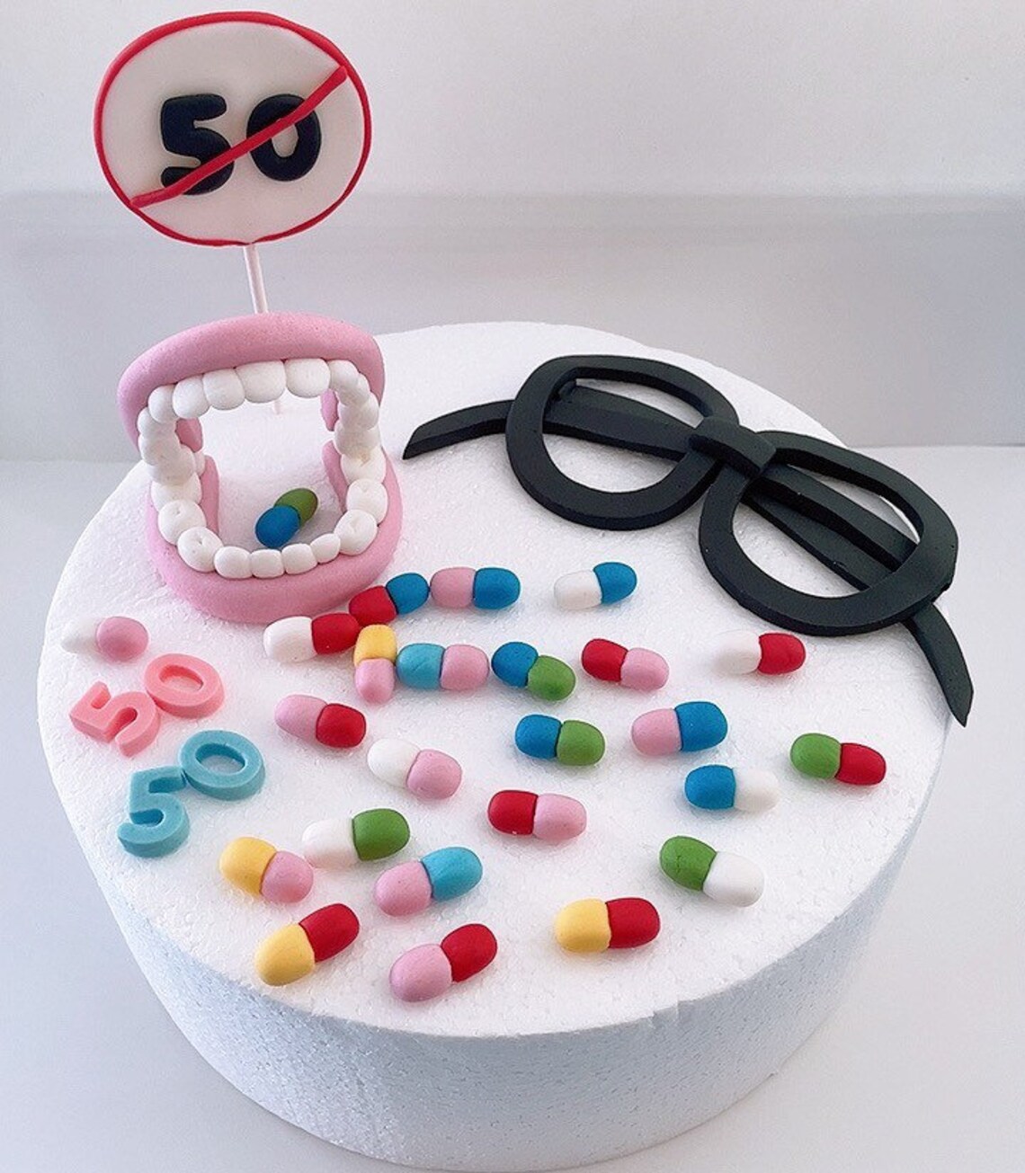Fondant Dentist/ Doctor Cake Topper/ Teeth Cake Decoration/ Etsy