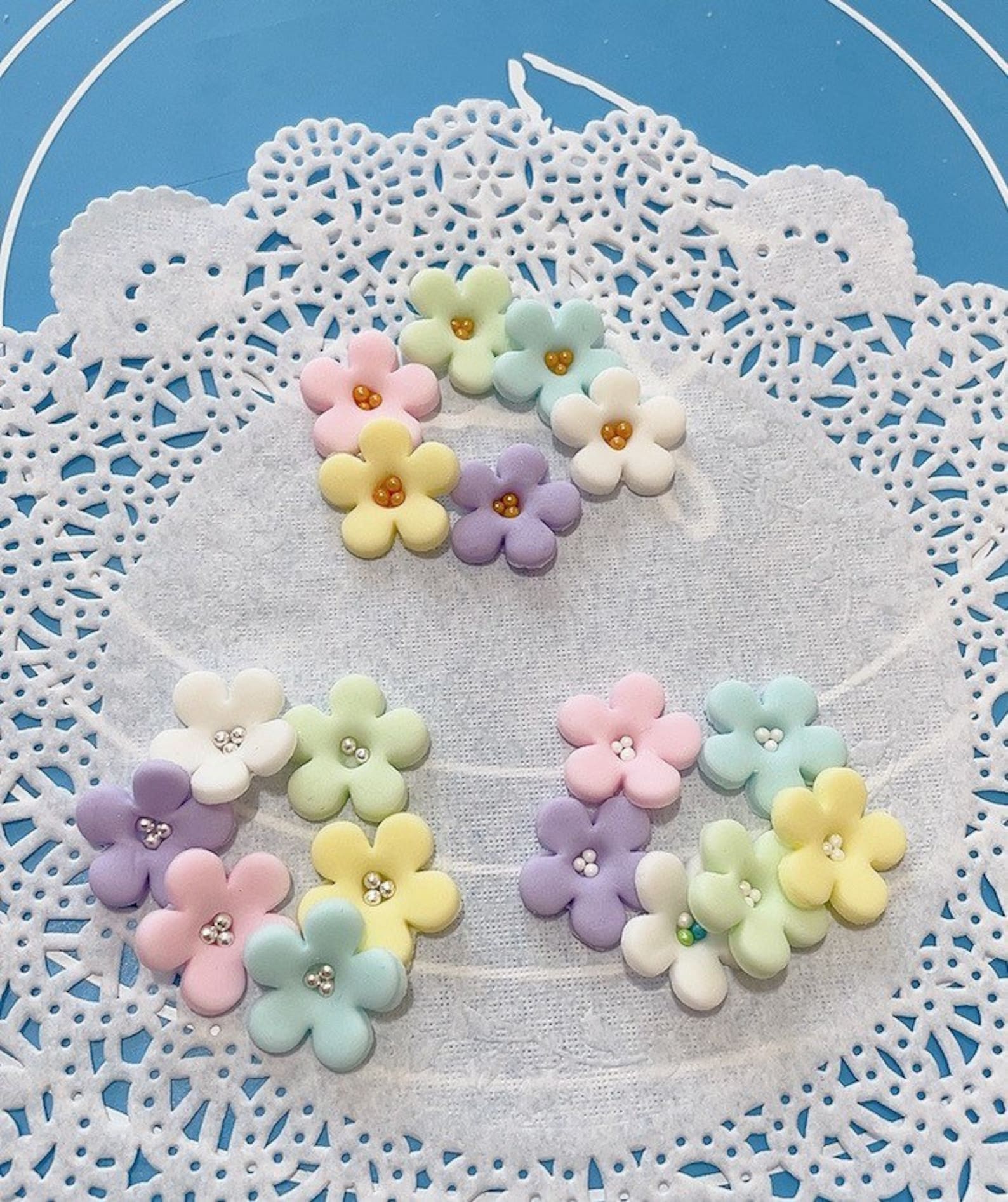 50 Pcs Fondant Flower Cake Topper/ Daisy Cake Topper/blossom Etsy