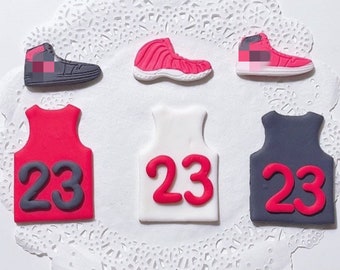 Fondant  Shoes Cake topper,Sneaker cake topper,Shoe cupcake decoration,cupcakes topper.t shirt cake topper,jersey cake topper.