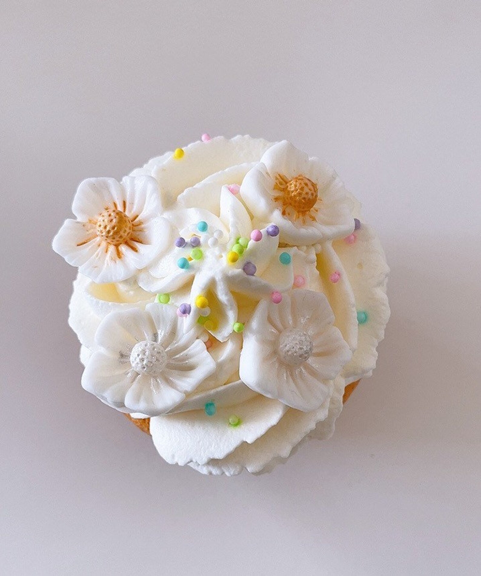 Fondant Flower Cake Topper/ Daisy Cake Topper/blossom Cake Etsy