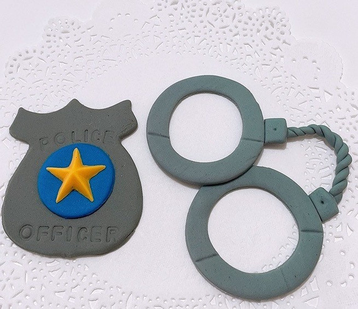 Fondant Police car cake topper/badge cake topper / handcuff Etsy