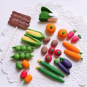 Fondant Vegetable cake topper,potato,tomato ,carrot,eggplant, corn,cabbage,pepper ,radish,pumpkin cake cupcakes topper decoration