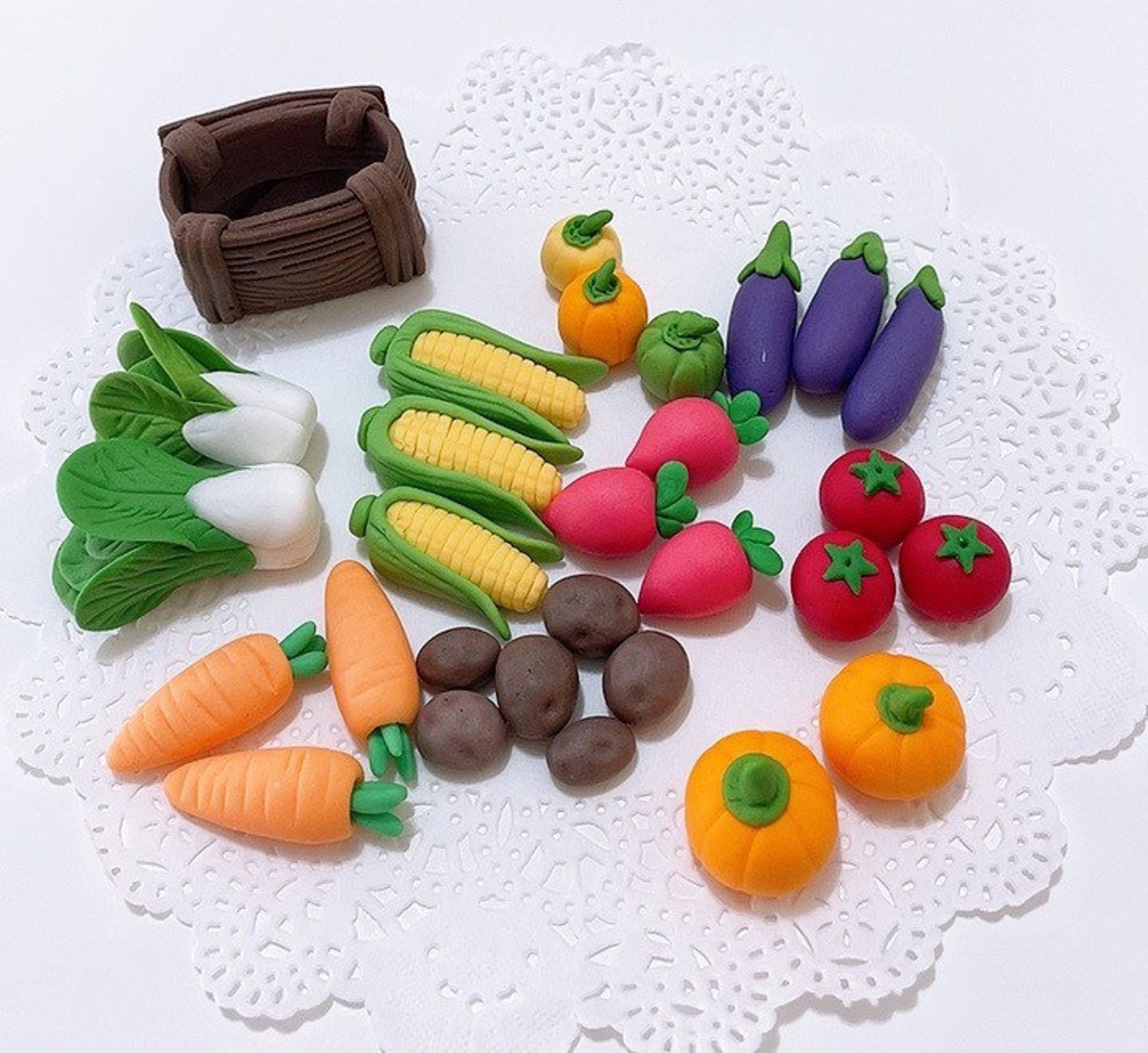 Fondant Vegetable Cake Topper,potato,tomato ,carrot,eggplant, Corn
