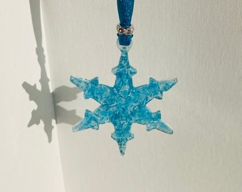 Magical Snowflake Ornament made from Recycled Glass - Frozen Turquoise