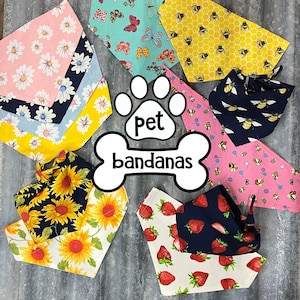 Floral Pet Bandana: Handmade Cotton Dog & Cat Neckerchief