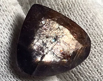 13x13.50MM.Natürlicher Iolith Sonnenstein wunderschöne Blutschuss Iolith Sonnenstein Herz Form.