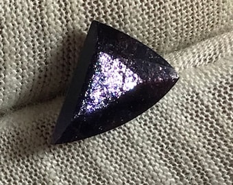 Multi flakes bloodshot sunstone.Fancy shape.2.70CTS.