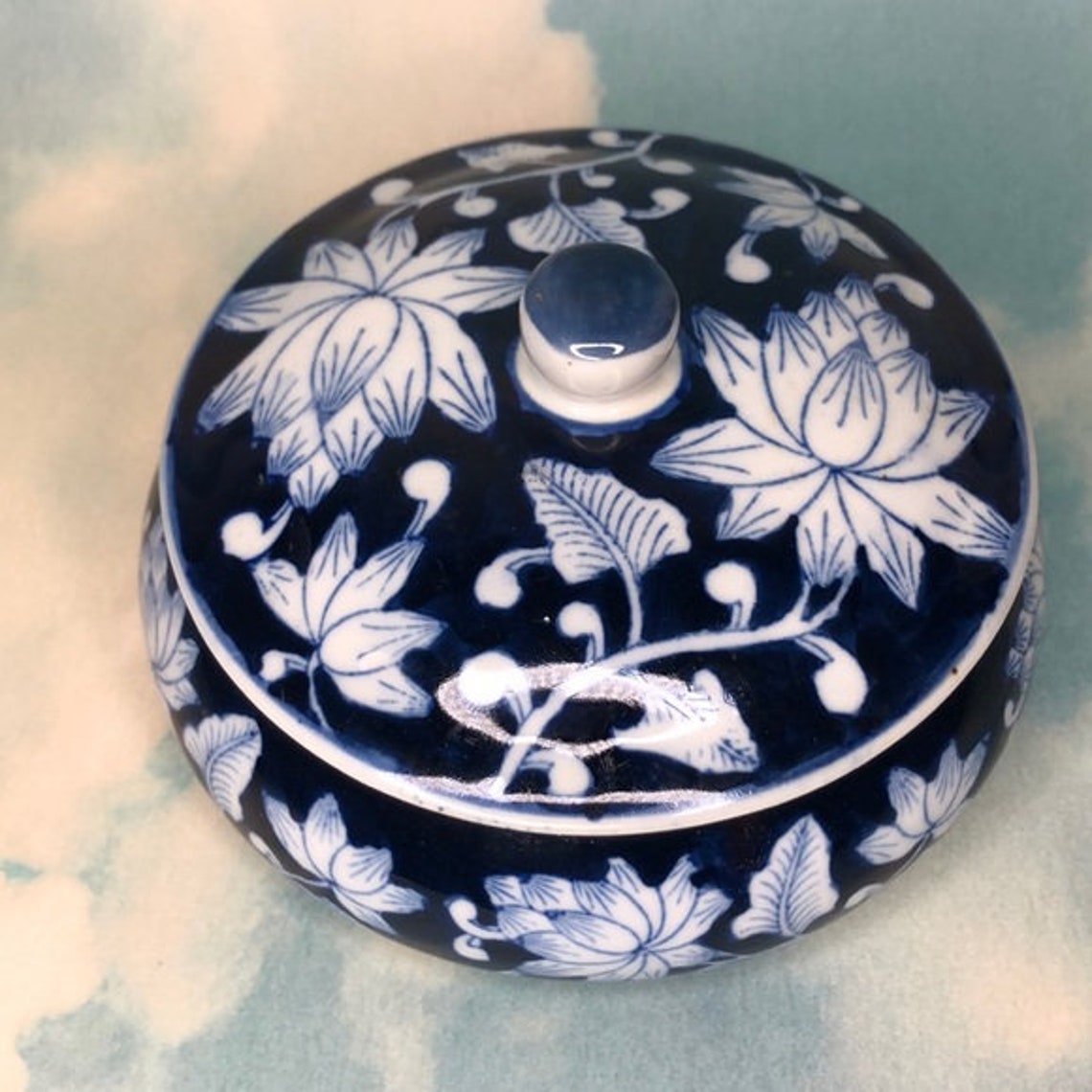 Blue lotus box
