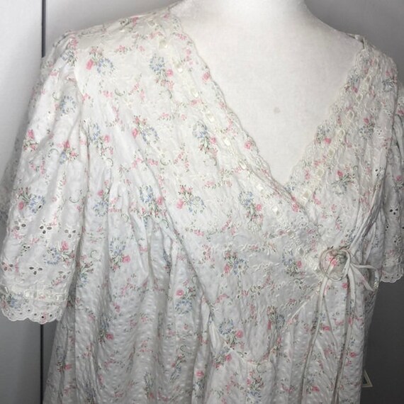 Deadstock vintage shabby chic eyelet nightgown