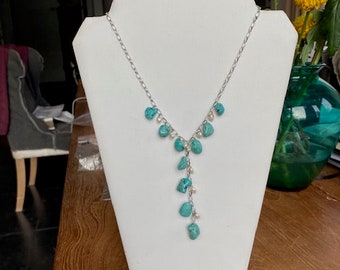 Collier Plastron Vintage Perles Turquoise - Couleur Argent, Modèle 5574, état Impeccable