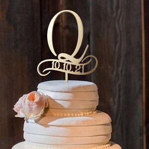 Wedding Cake Toppers, Rustic Personalized Wedding Cake Topper, Custom Script Cake Topper for Wedding, Mr and Mrs Cake Toppers, letter topper