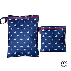 Wetbag "Kleine Wale" personalisierte Nasstasche Badetasche Segelboot Boot Maritim blau by OXmade