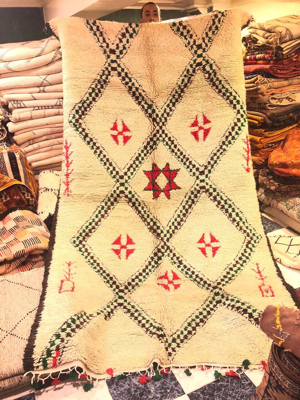 260x160 cm Blanc Rouge Tapis Azilal Berber, Berbère, Vintage, Marocain, Beni Ourain, Salle Azilal, L