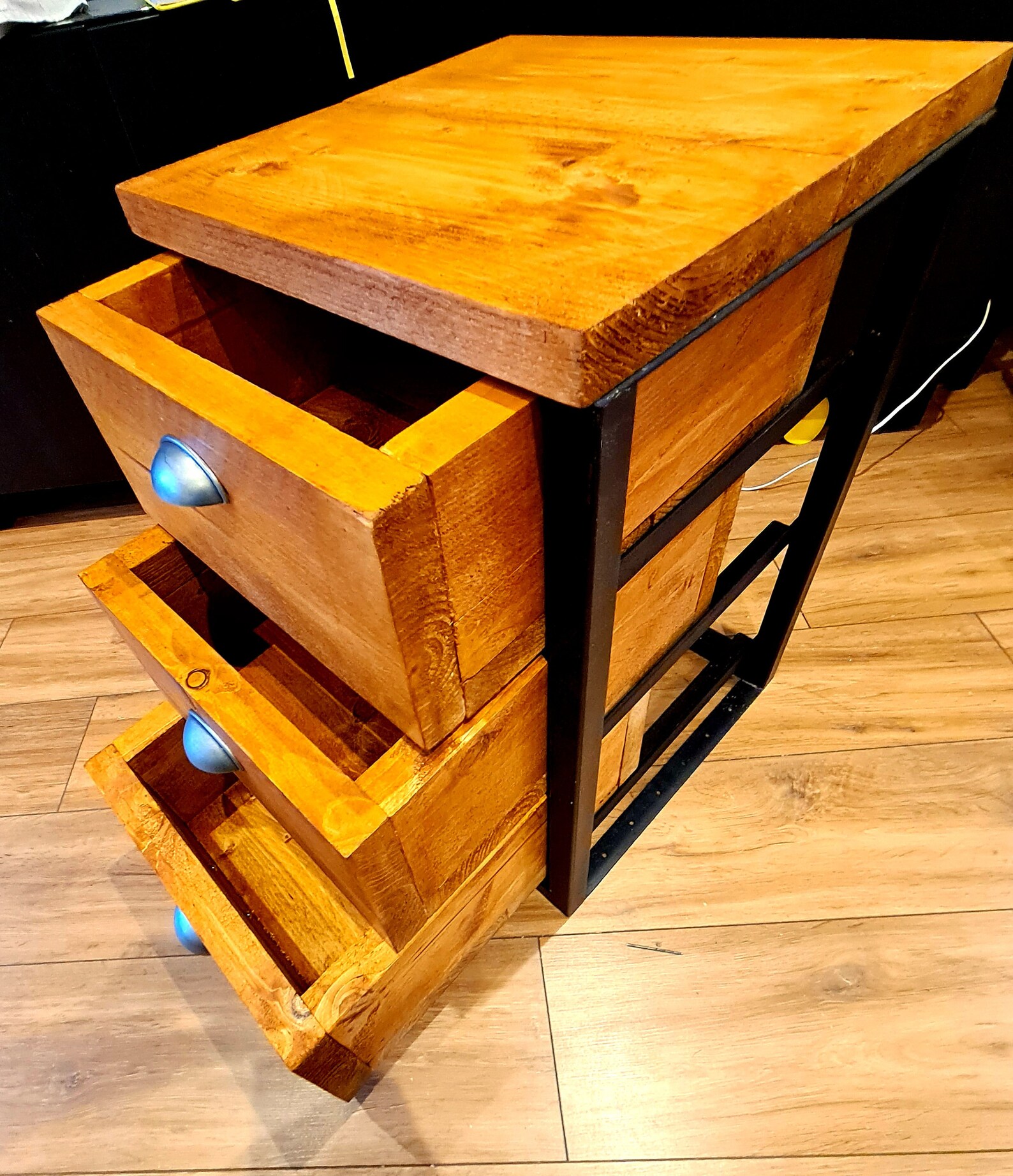 Cofre de cajón de madera maciza marco de acero rústico | Etsy