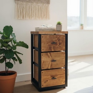 Industrielle Kommode - Handgefertigter Büroschrank aus Metall und Holz, rustikale Aufbewahrung, moderne Loft-Möbel, Schlafzimmer im Landhausstil