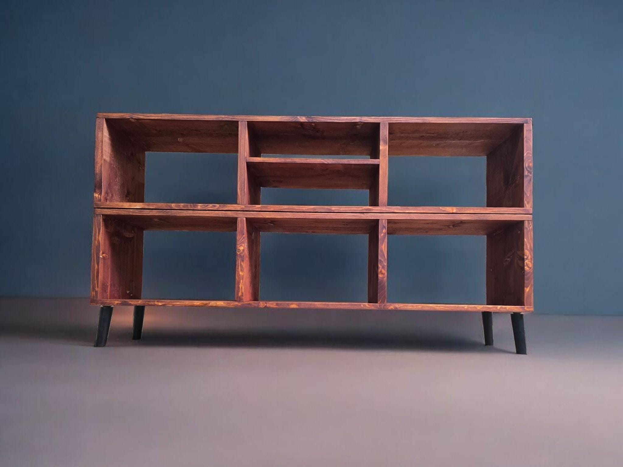 Vintage Aufbewahrungsschrank Aus Holz Mit Rattantüren – Handgewebt, Massivholzbeine, Schallplatten-Organizer Für Bücher & Akten