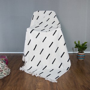 Boho Mud Cloth Throw Blanket with Tassels Hand Loomed Block Print Cotton Sofa Throw for Living Room 120X180 Cms